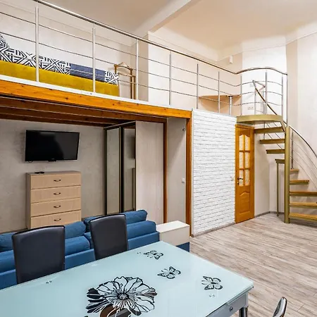 Apartment On Kovzhuna Street Lviv Exterior photo